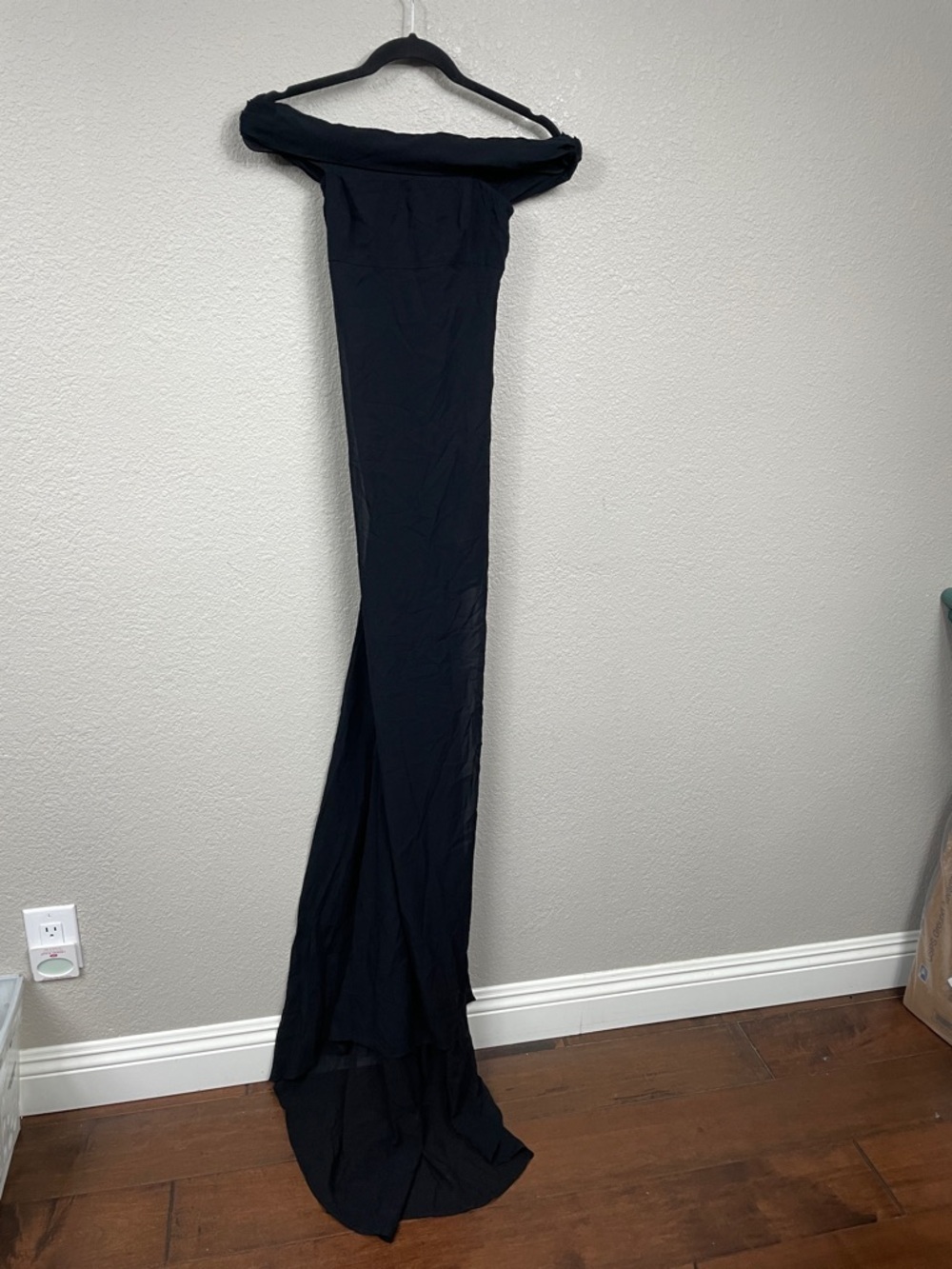 Giuseppe Di Morabito Off The Shoulder Dress with Train Black Silk Sz 36 - Picture 3 of 13